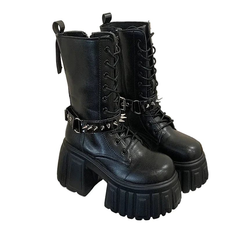 מגף פלטפורמה דגם גוליה