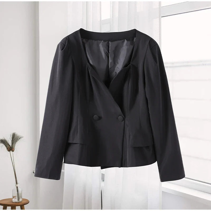 סט שני חלקים אלגנטי חצאית מידי ובלייזר בעיצוב מחויט ויוקרתי - PAS