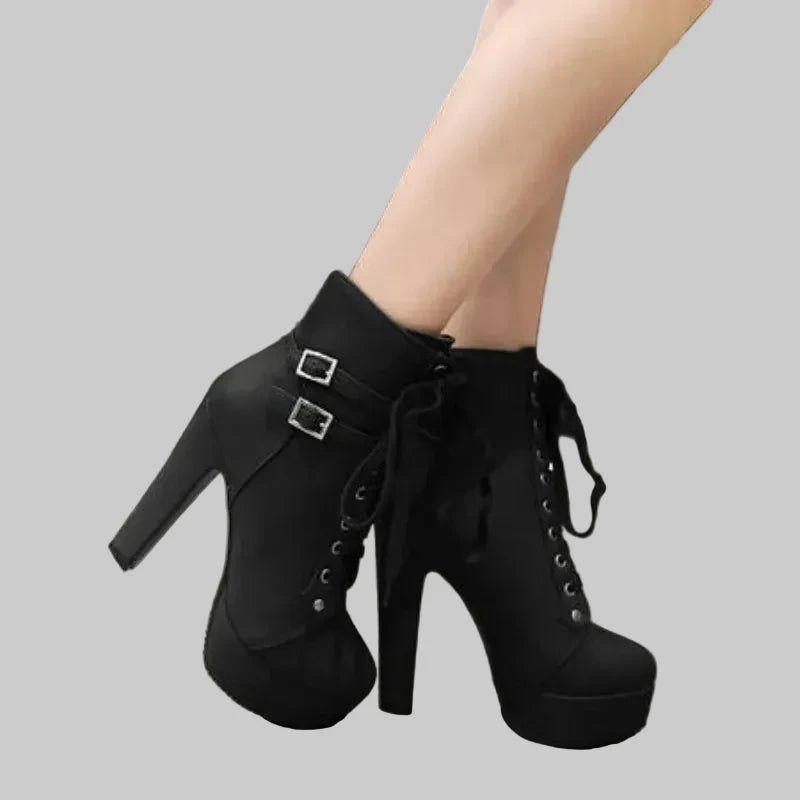 מגף עקב דגם מרטינה