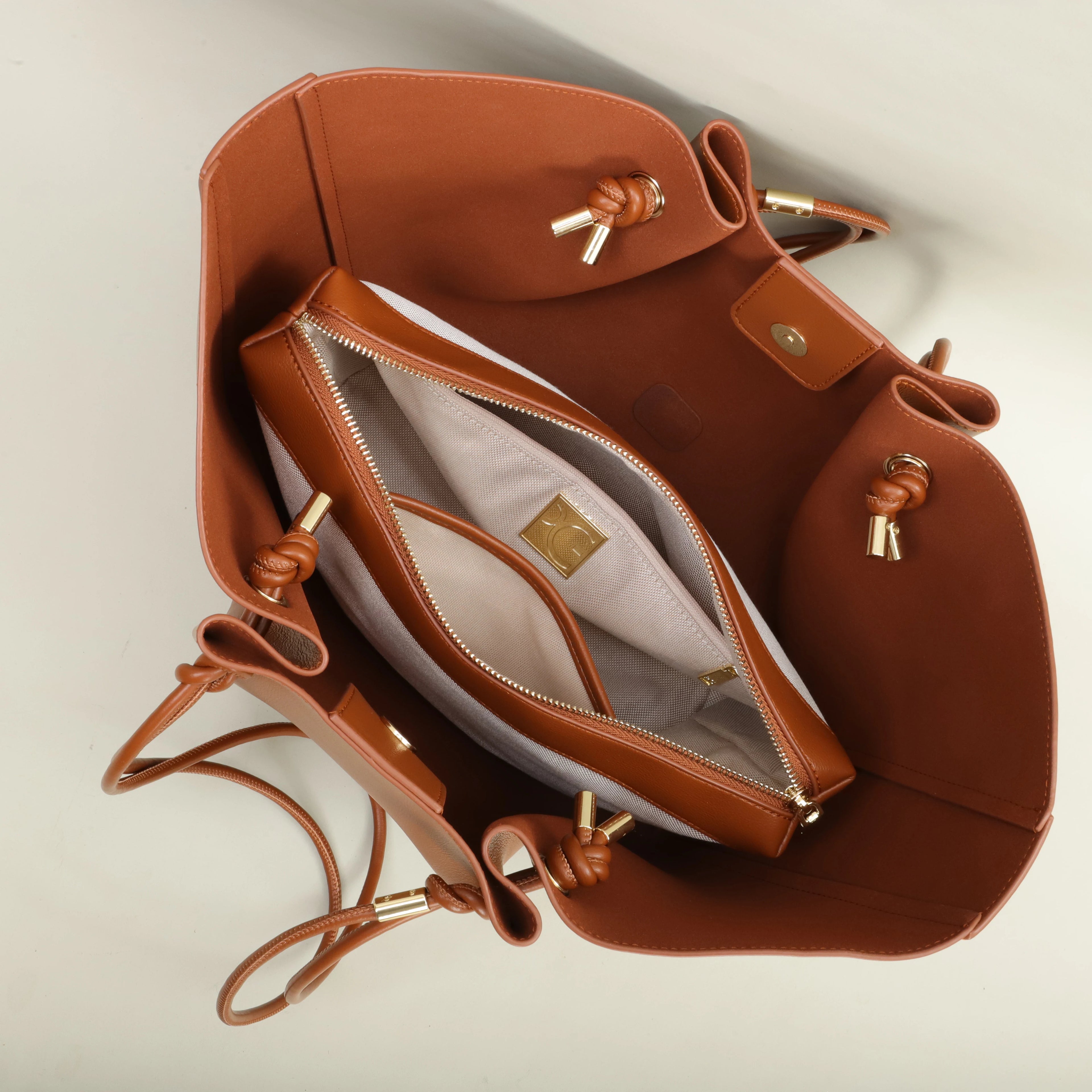 תיק דגם אדיסון