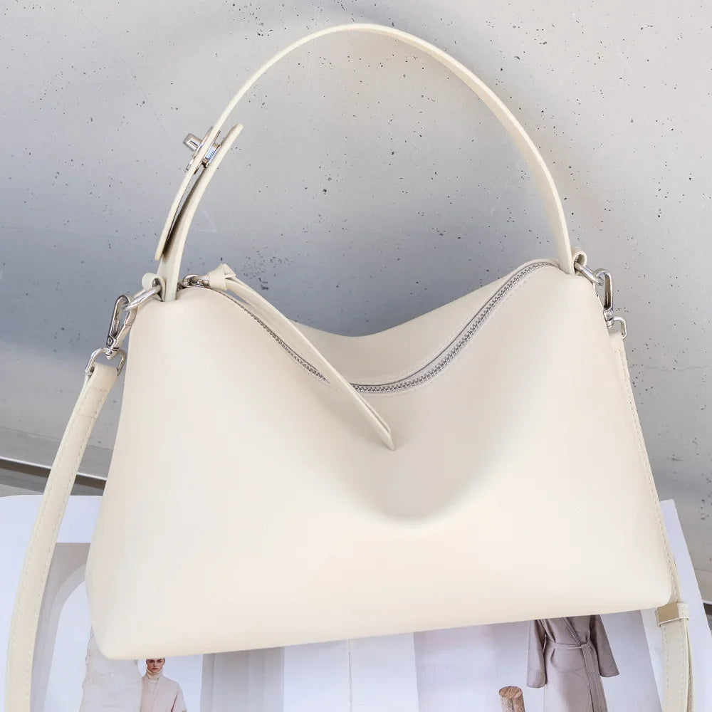 תיק דגם איה