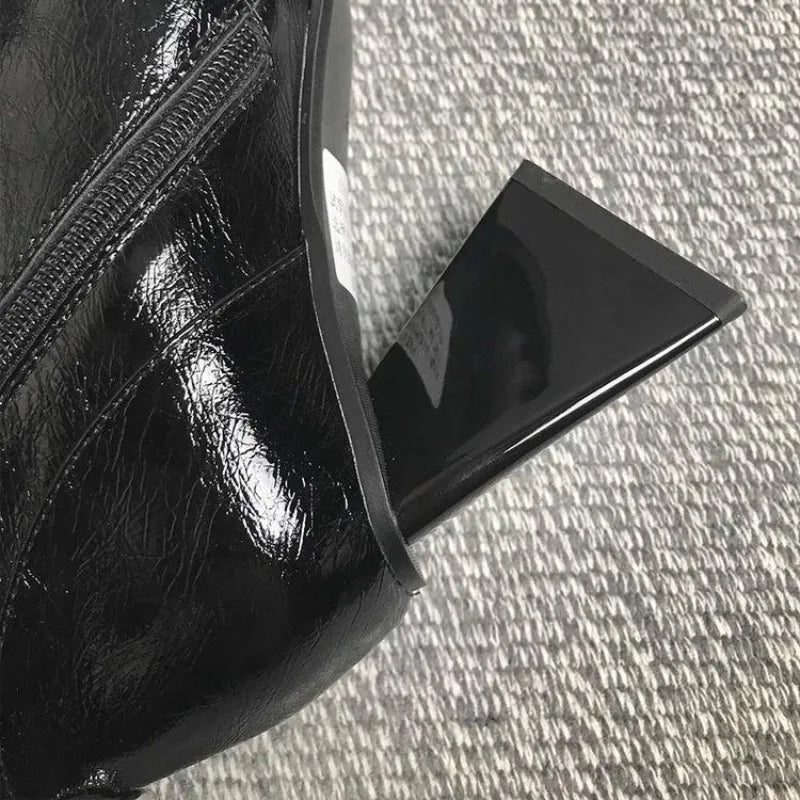 מגפיים דגם מיכל