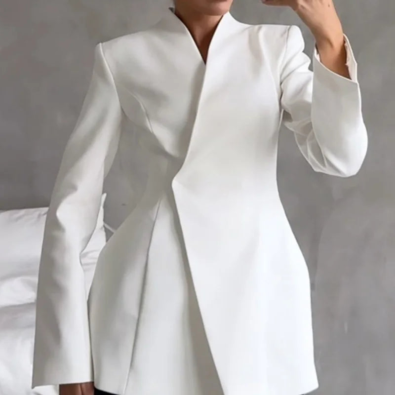 חליפה דגם שירה