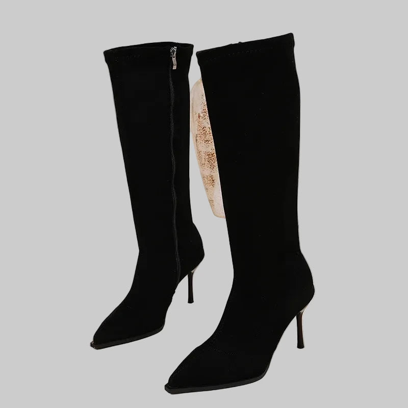 נעלי עקב דגם היילור