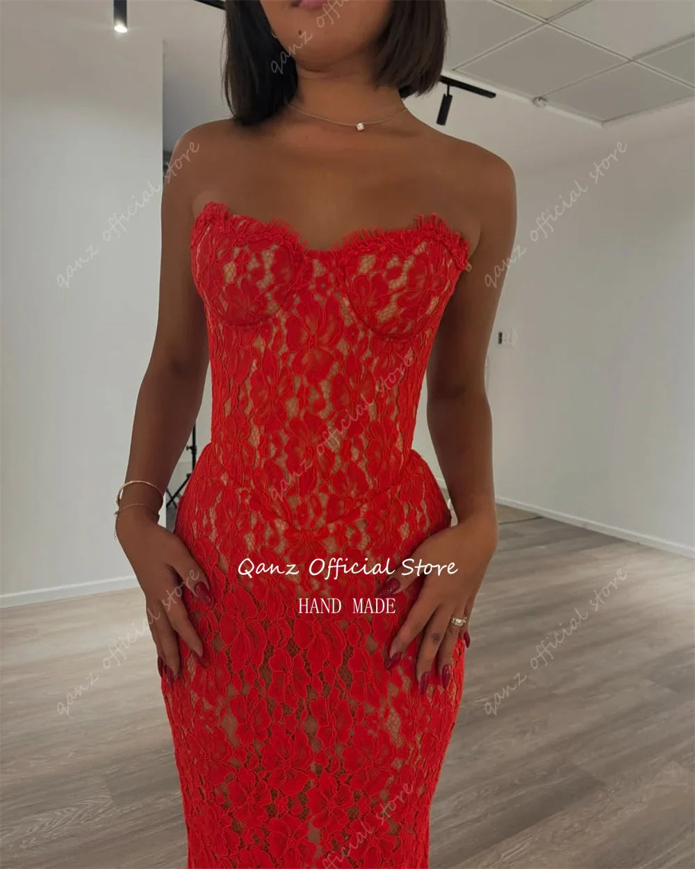 שמלה דגם אלה