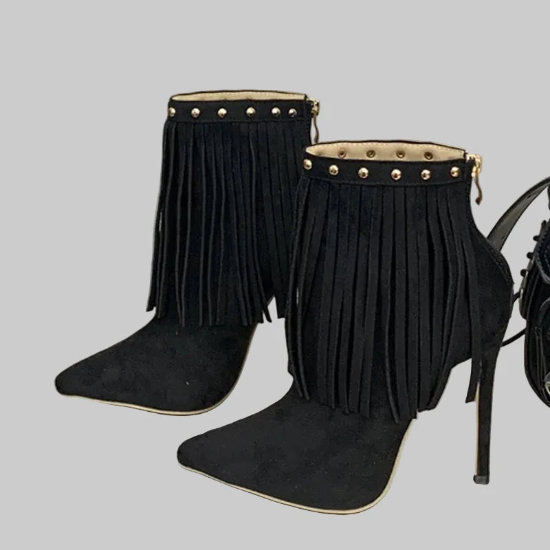 מגף עקב דגם אנטוני