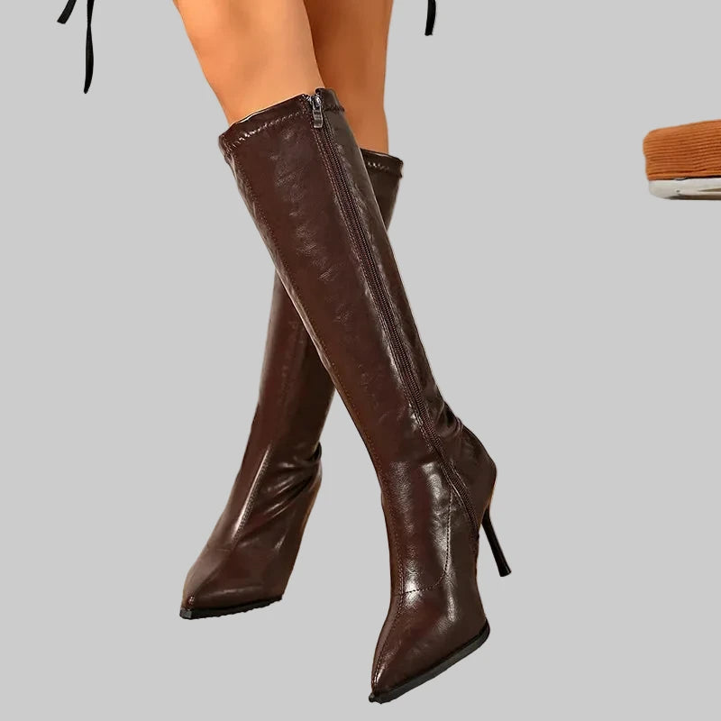 נעל עקב דגם קני