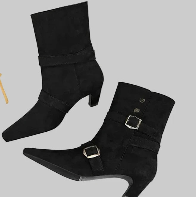 מגף עקב דגם אוניל