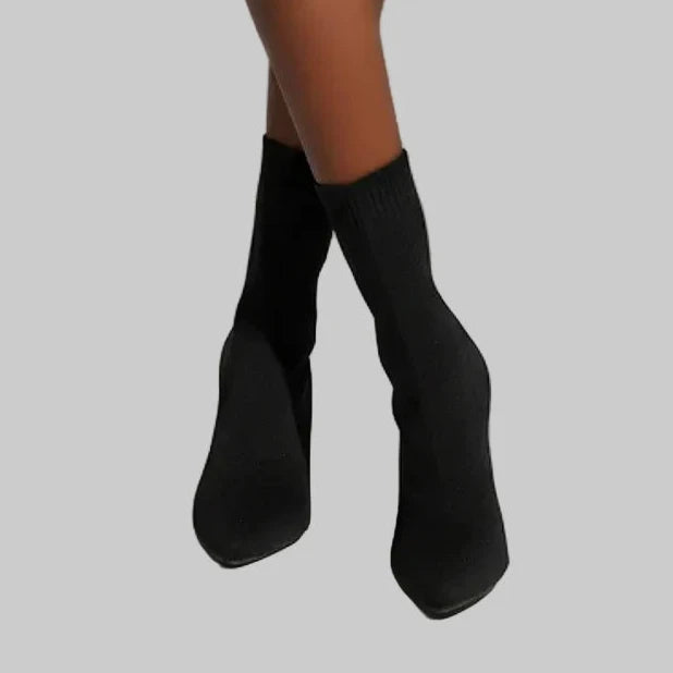 נעל עקב דגם קיין