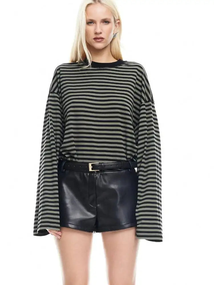 חולצה דגם בר