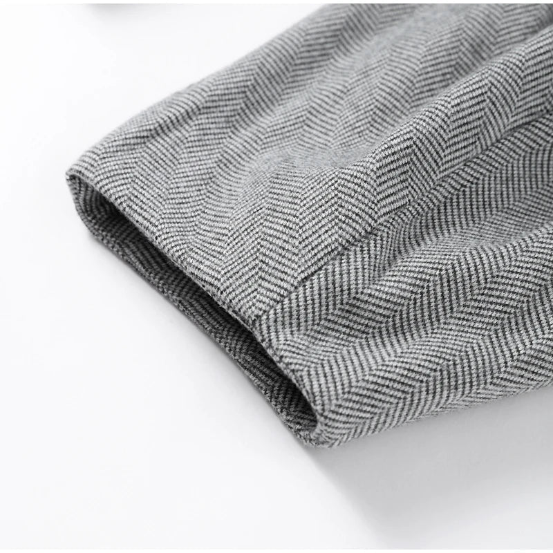 סט שני חלקים צמרי בעיצוב מלכותי חצאית מידי ובלייזר - Reina