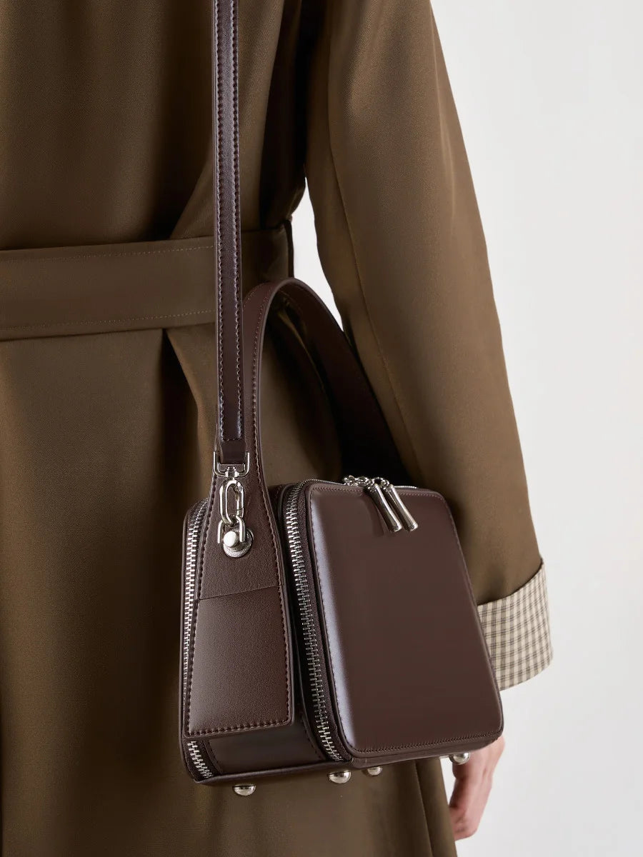 תיק דגם גאי