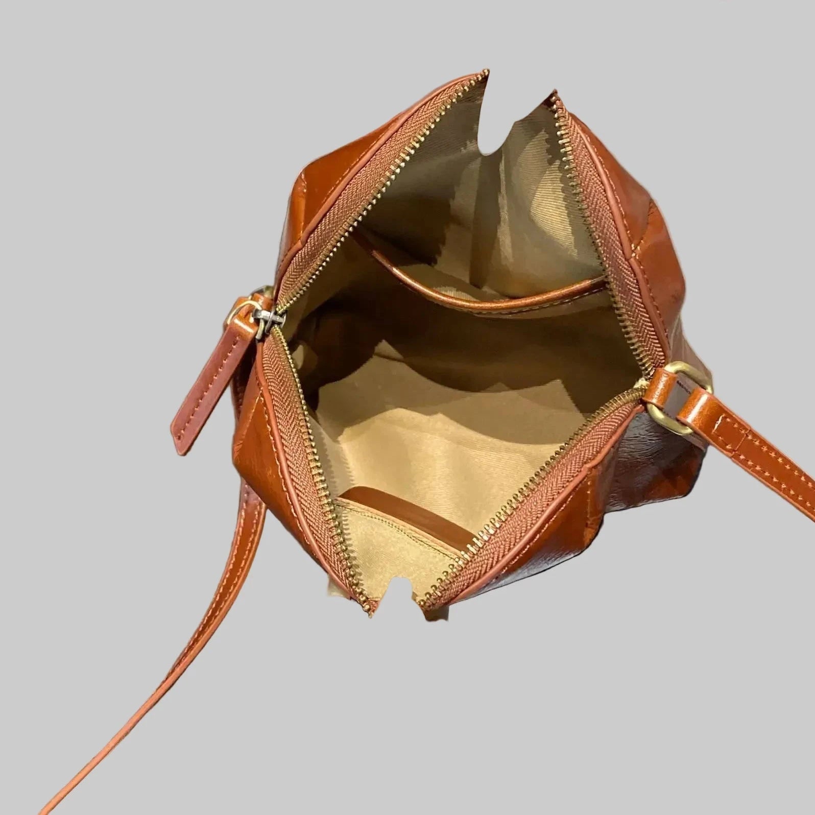 תיק דגם קמילה