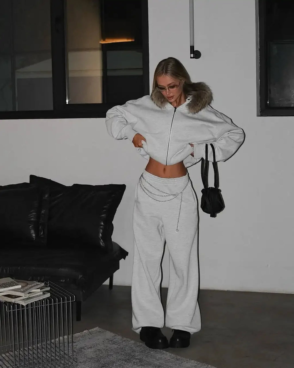 חליפה דגם אנאל